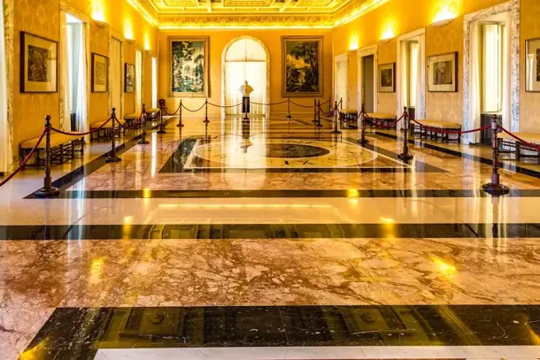 Access to the Vatican Grottoes
